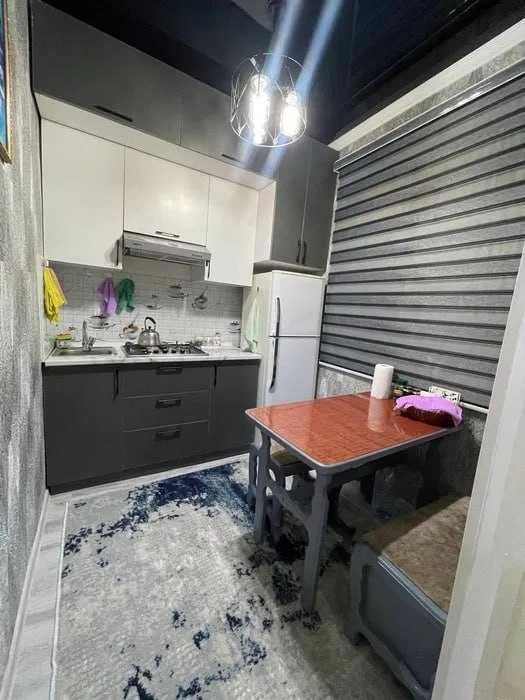 СРОЧНО Сдаётся кв Фархадский ул Катортол 2/2/4 ро-н Чиланзар-10 кв 364