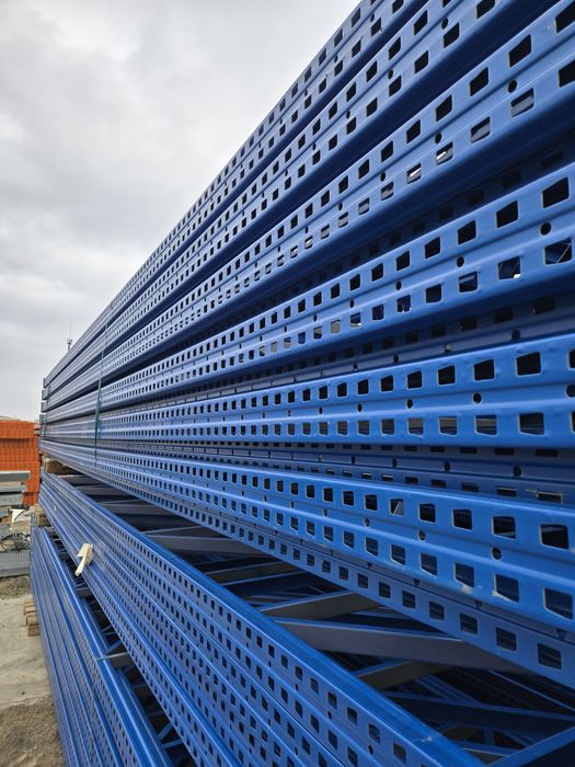 Rafturi pentru paleți industriale second-hand