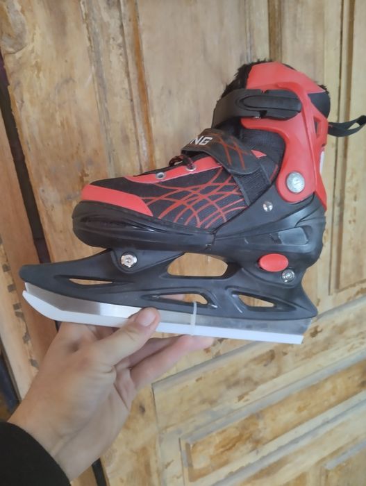 Продам коньки детские
