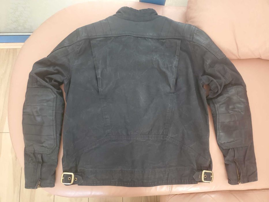 Яке за мотор размер Л