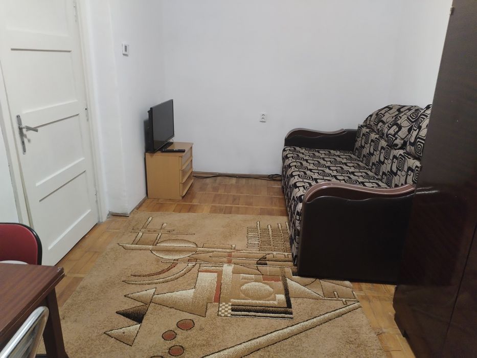 Inchiriez Garsoniera în OM