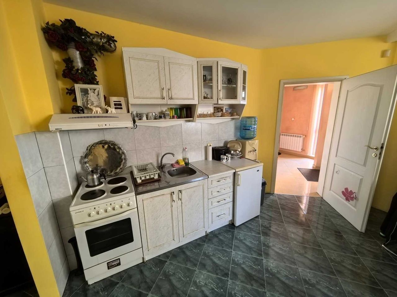 Дава се под наем Едностаен апартамент в София, Витоша - 45 кв.м за 500 € - Снимка #1