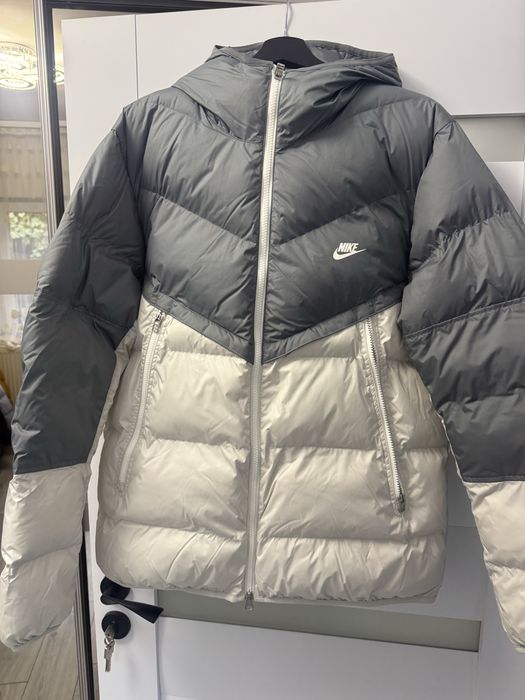 Geaca nike marimea L