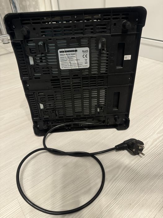 Prajitor dublu de paine - Heinner 4 felii