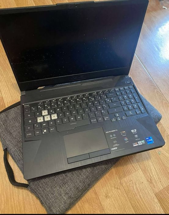 Продавам Gaming ASUS TUF 15 i7 11800h