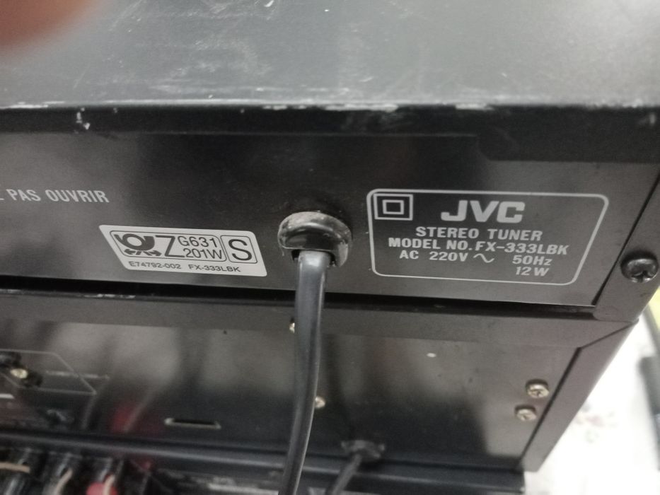 Muzica linie JVC