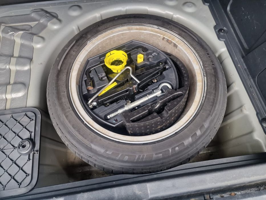 Dezmembram Peugeot 3008 2010 1.6hdi 9HZ Euro 4