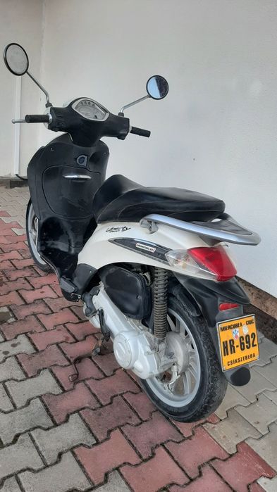 Scuter Piaggio Liberty 50 cm3 4 timpi