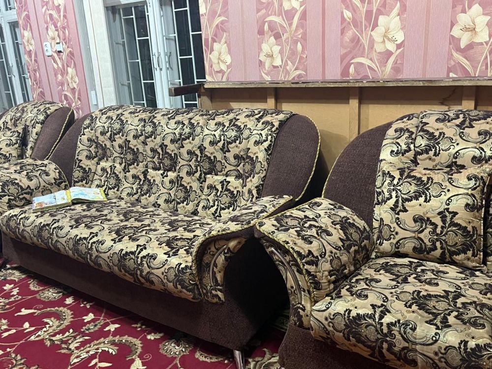 Продам диван город шымкент