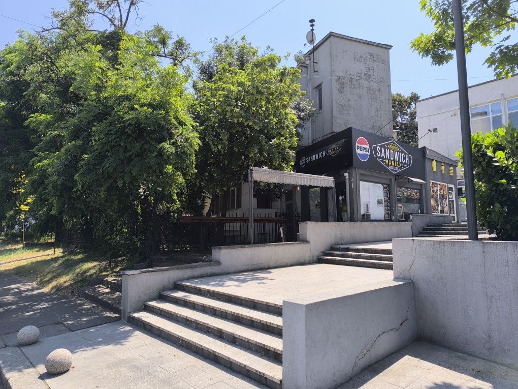 Ap spațios, ultra-central, stradal