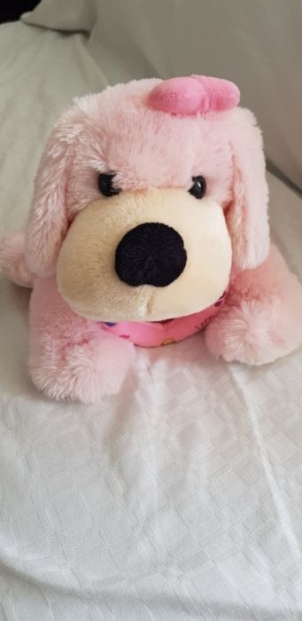 Розово плюшено куче