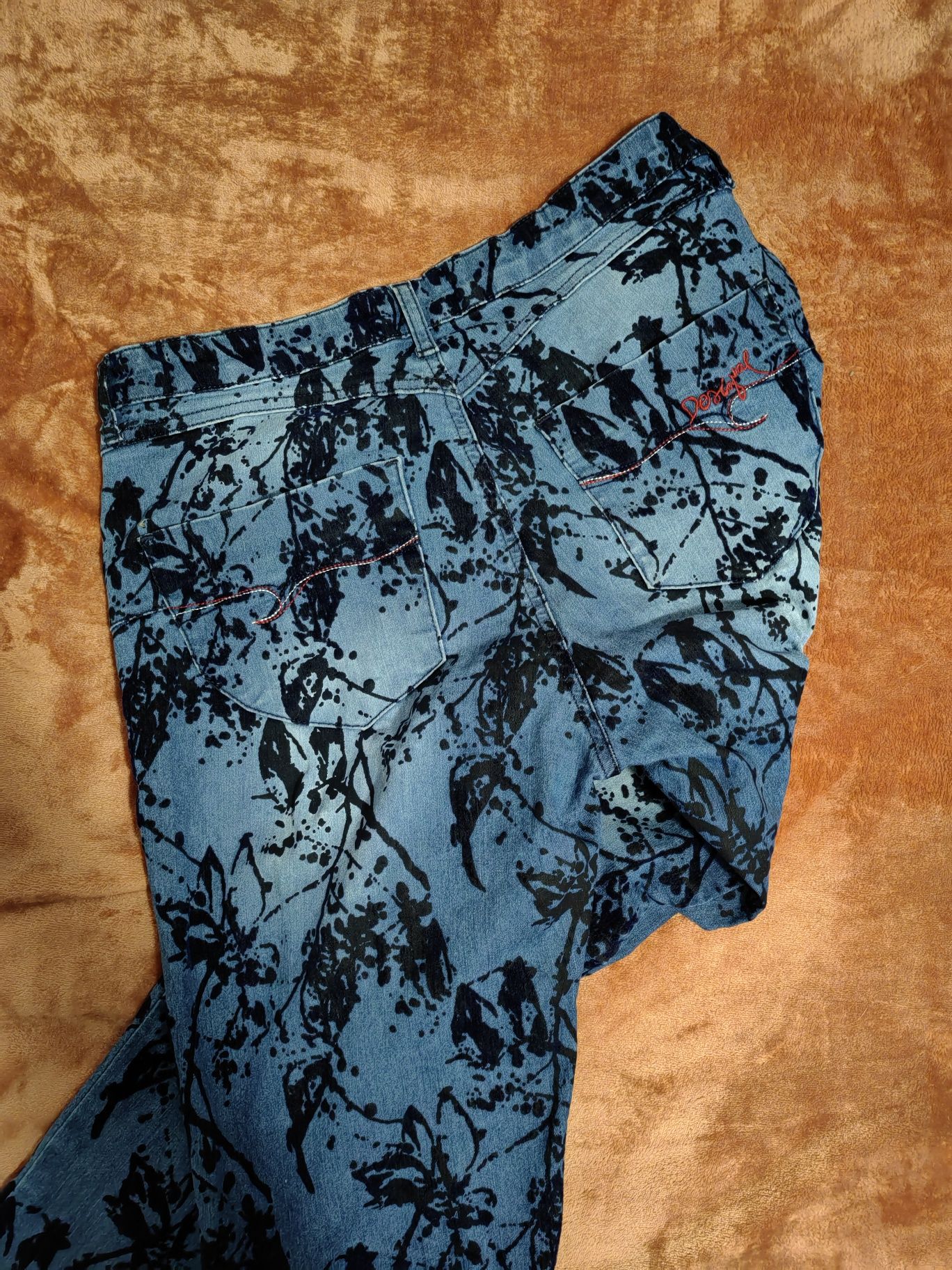 Оригинални дънки и панталони Desigual