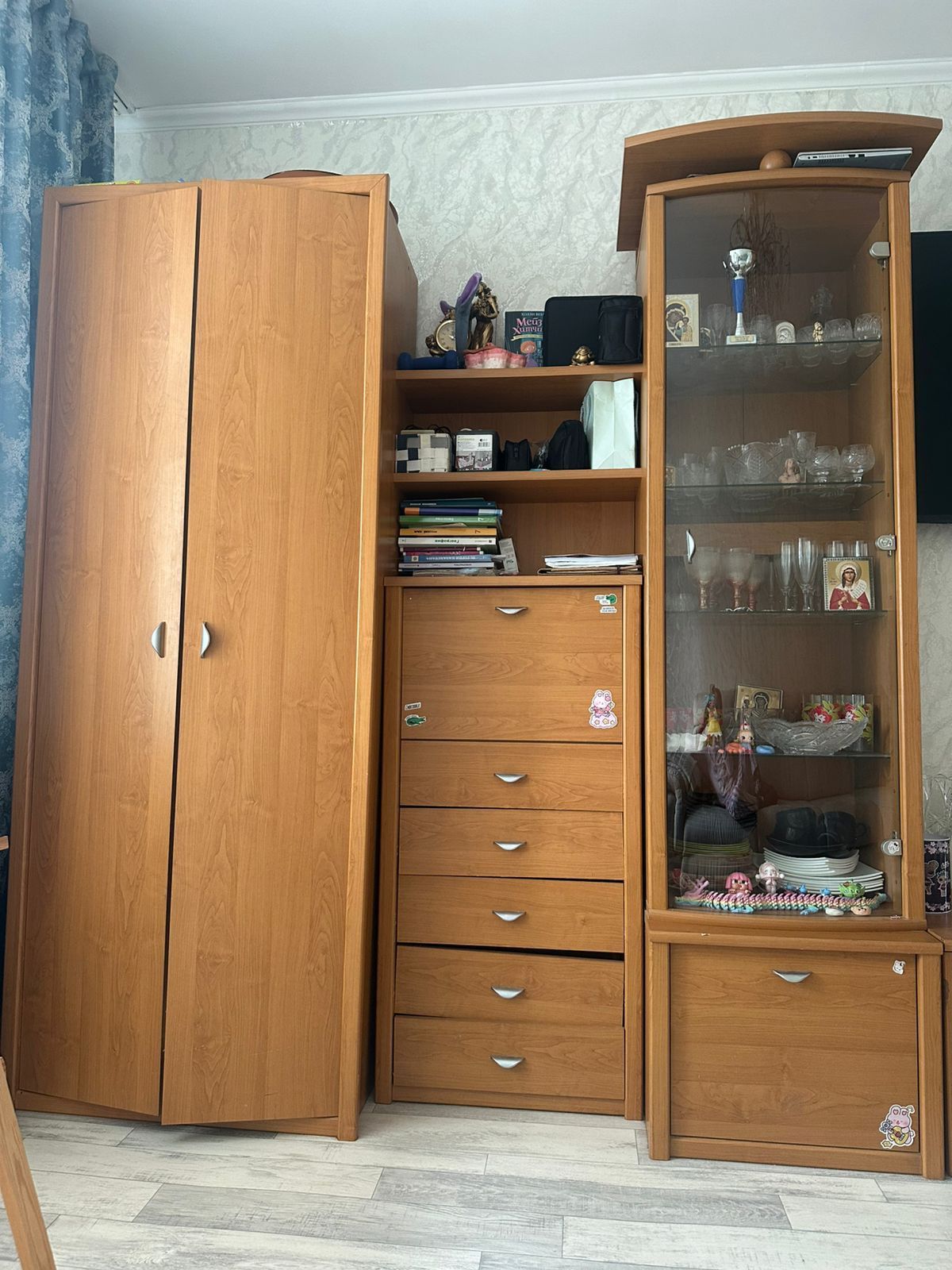 Отдаем стенку бесплатно б/у самовывоз