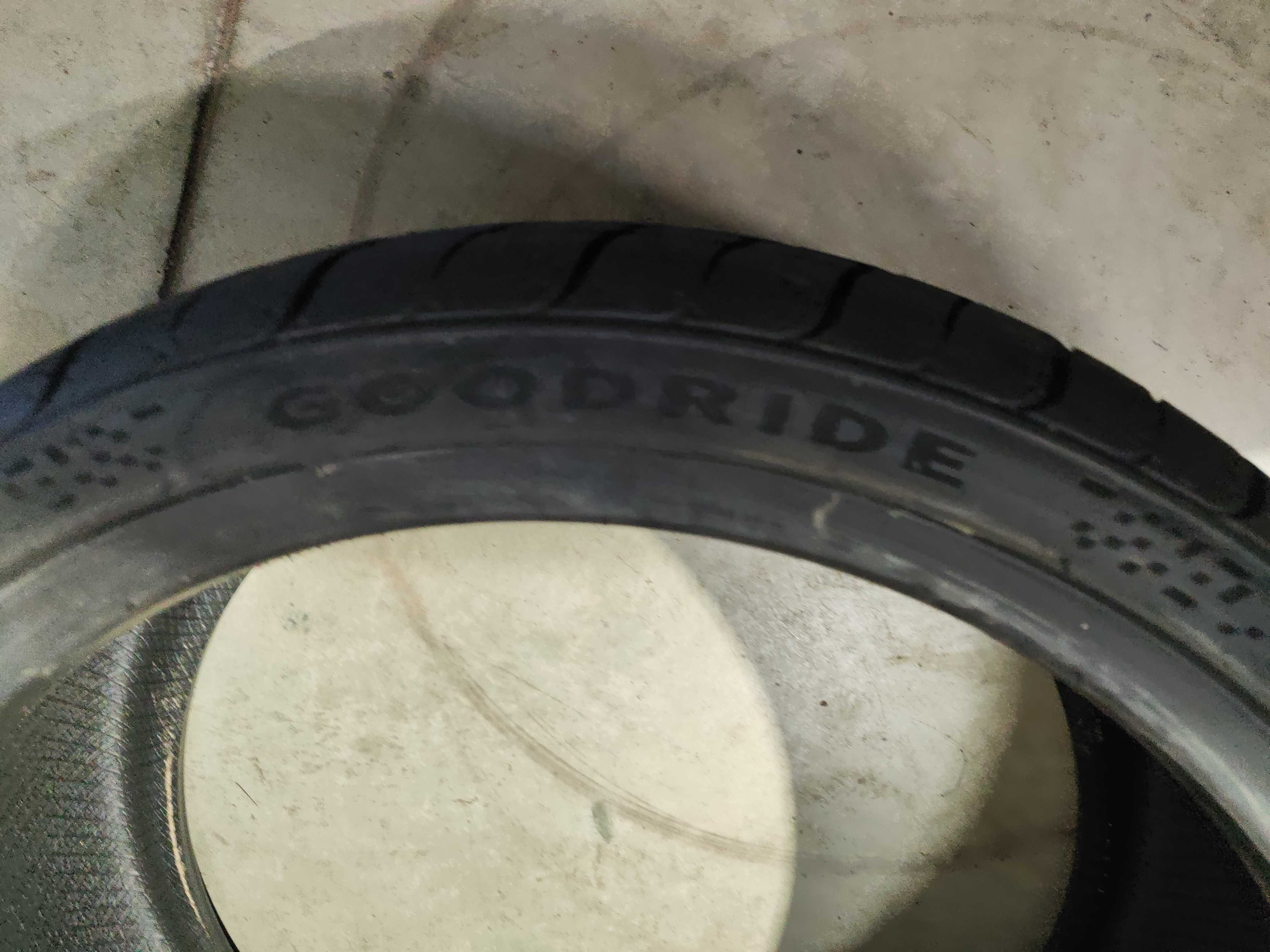 Лятна гума 225/35/19 Goodride