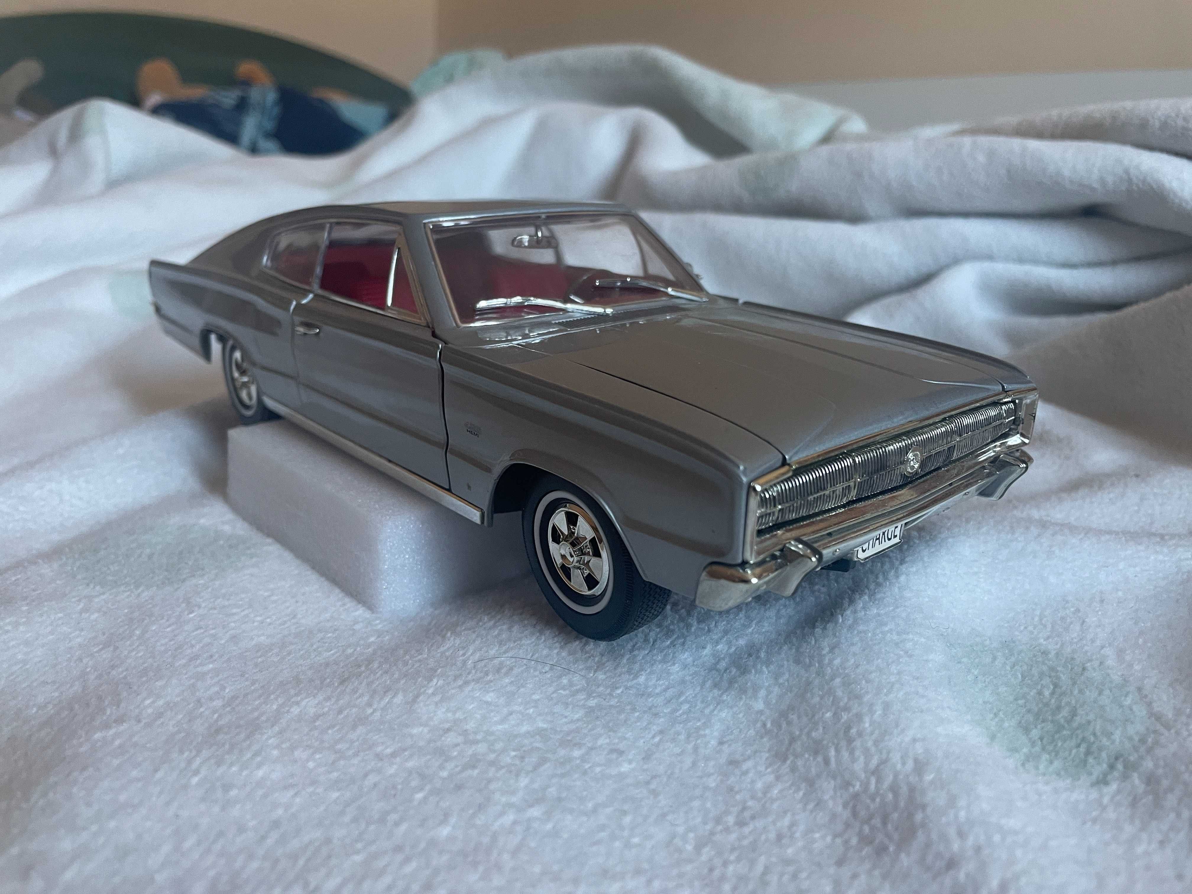 Продават се diecast модели 1:18 - Bburago, Maisto, Road Signature