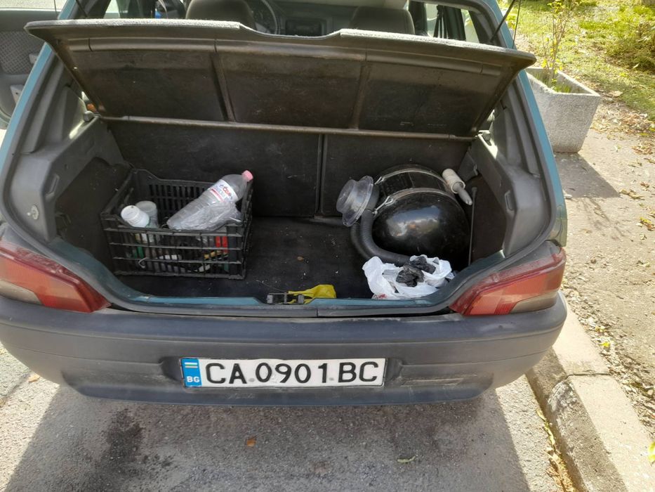 Peugeot 106 1994 година бензин газ