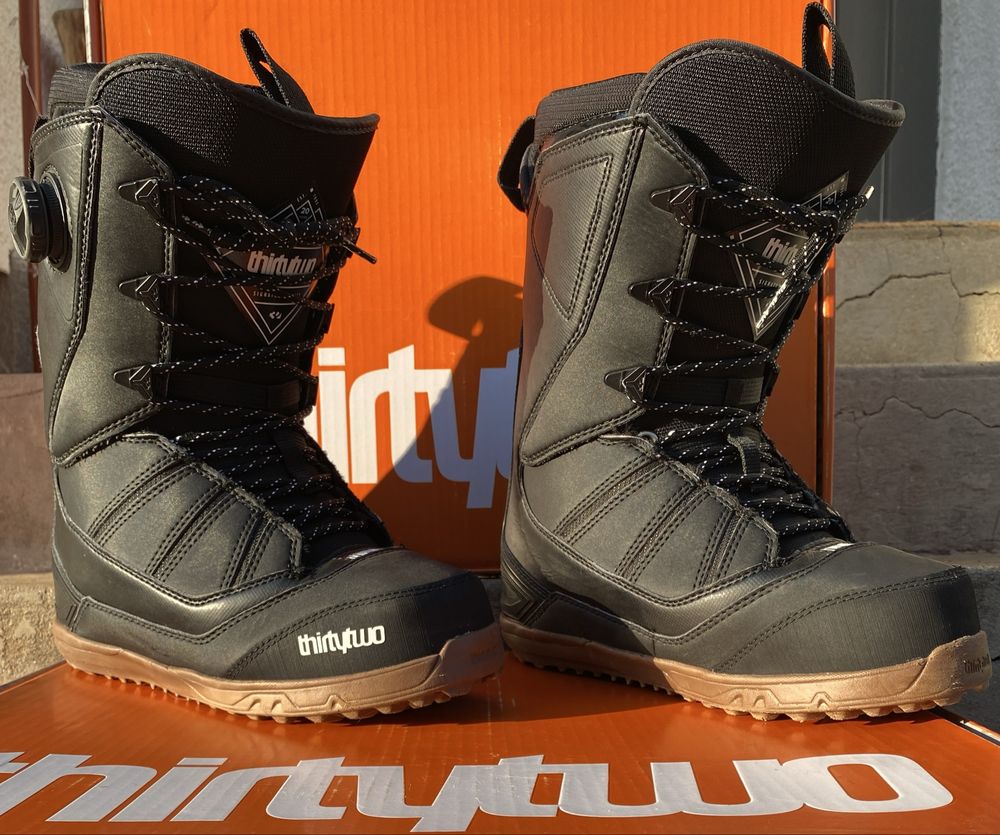 Boots snowboard ThirtyTwo Giind Session. Marimea: 40
