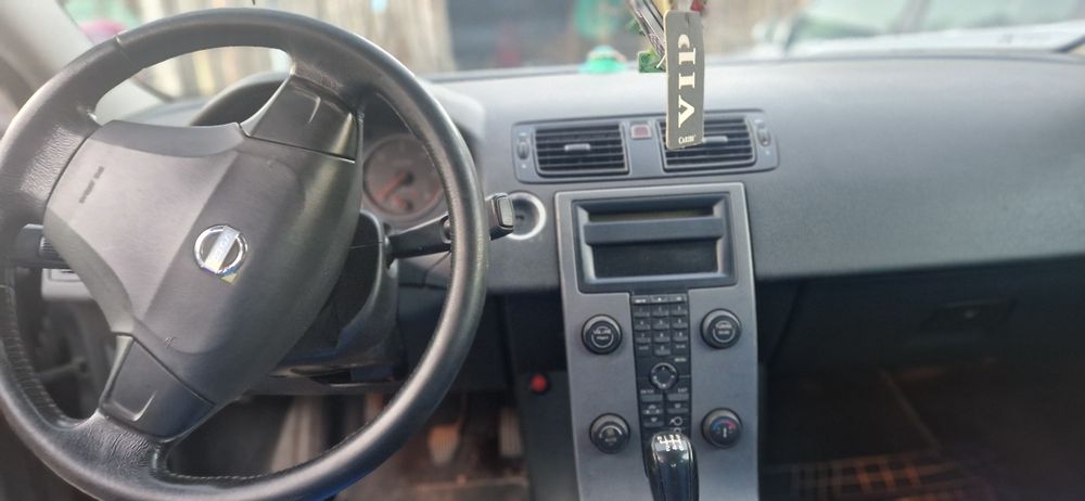 Vând mașină Volvo S40