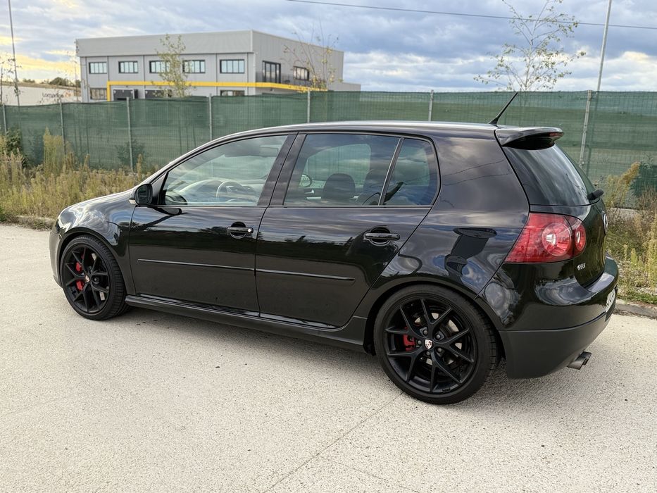 Vand Golf 5 GTI impecabil