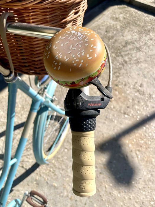 Bicicletă elegantă Creme