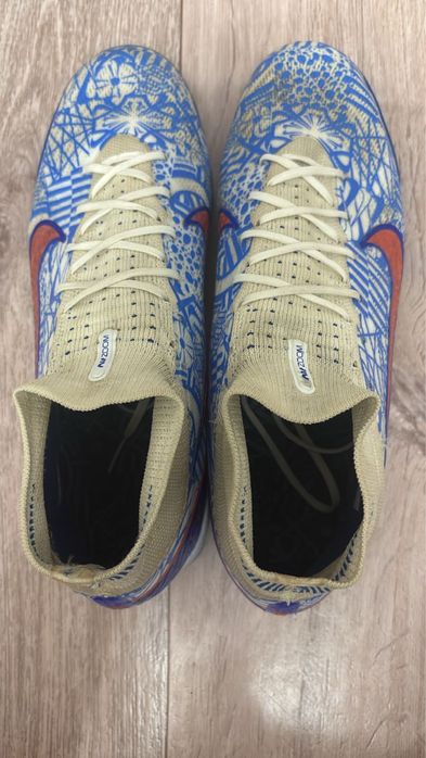 Сороконошка Nike Air Zoom