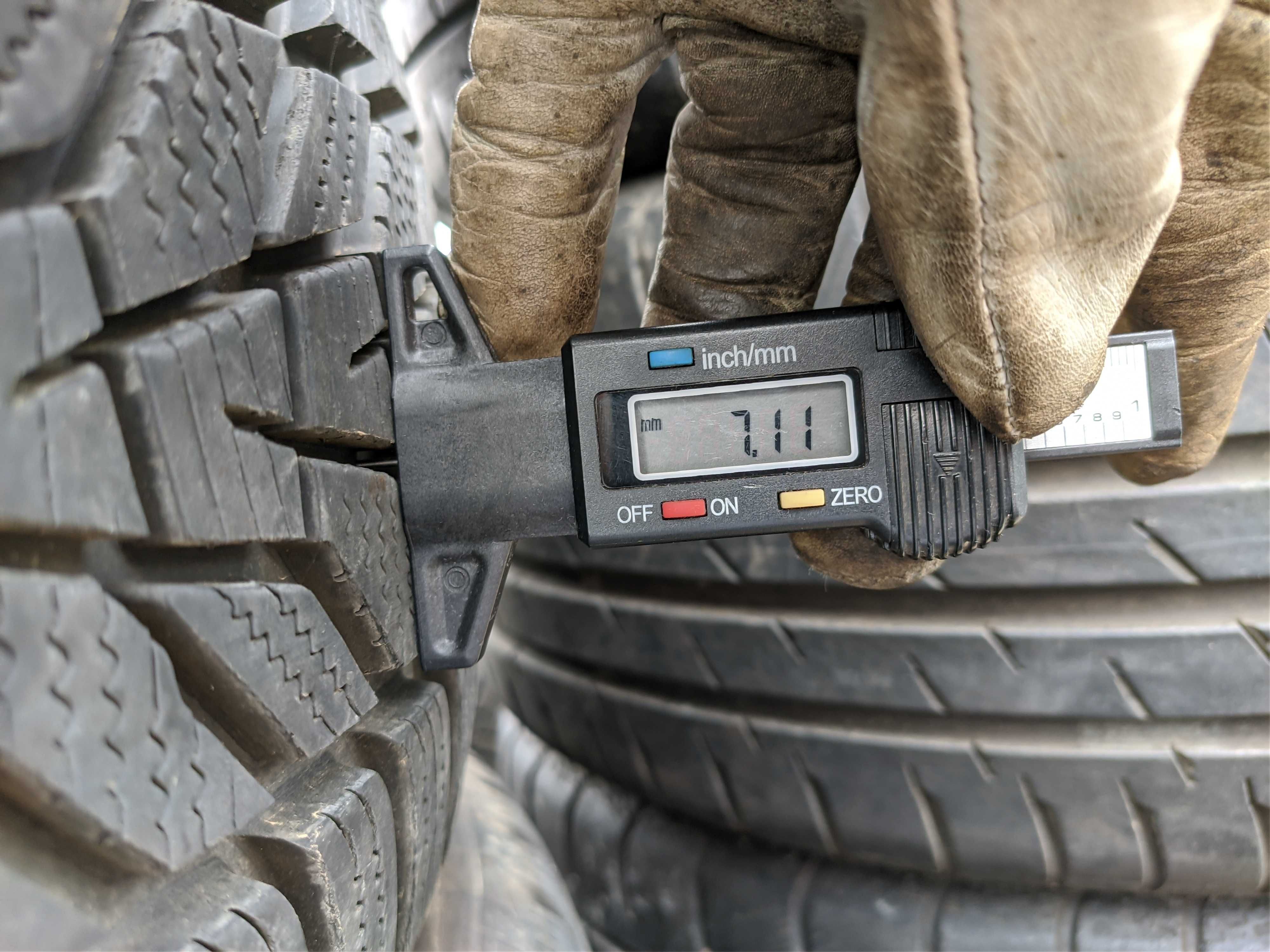4бр Зимни гуми 235 60 18 - Hankook