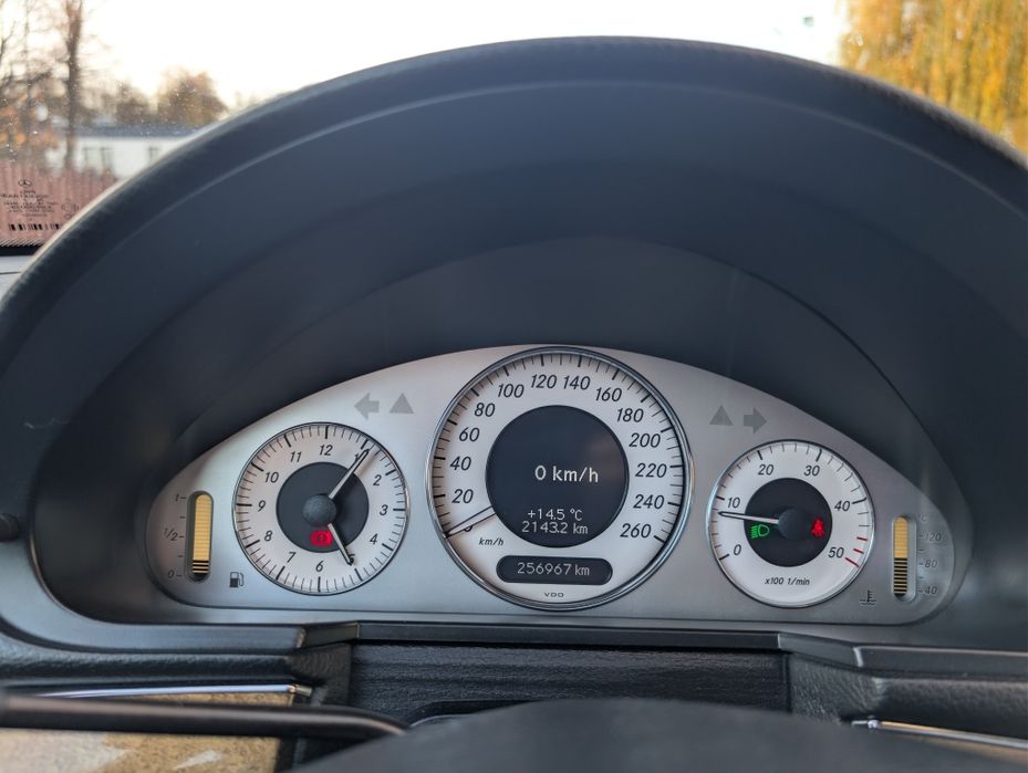 Mercedes e class 220cdi w211 2006