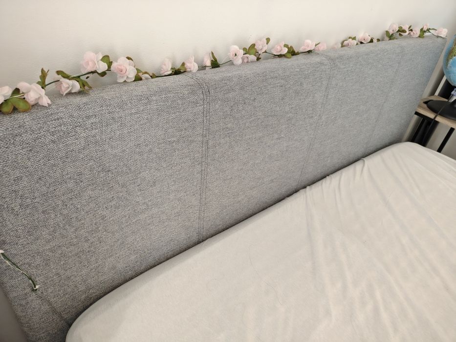 Pat rabatabil tapițat 140x200 cu saltea inclusa, din stofa