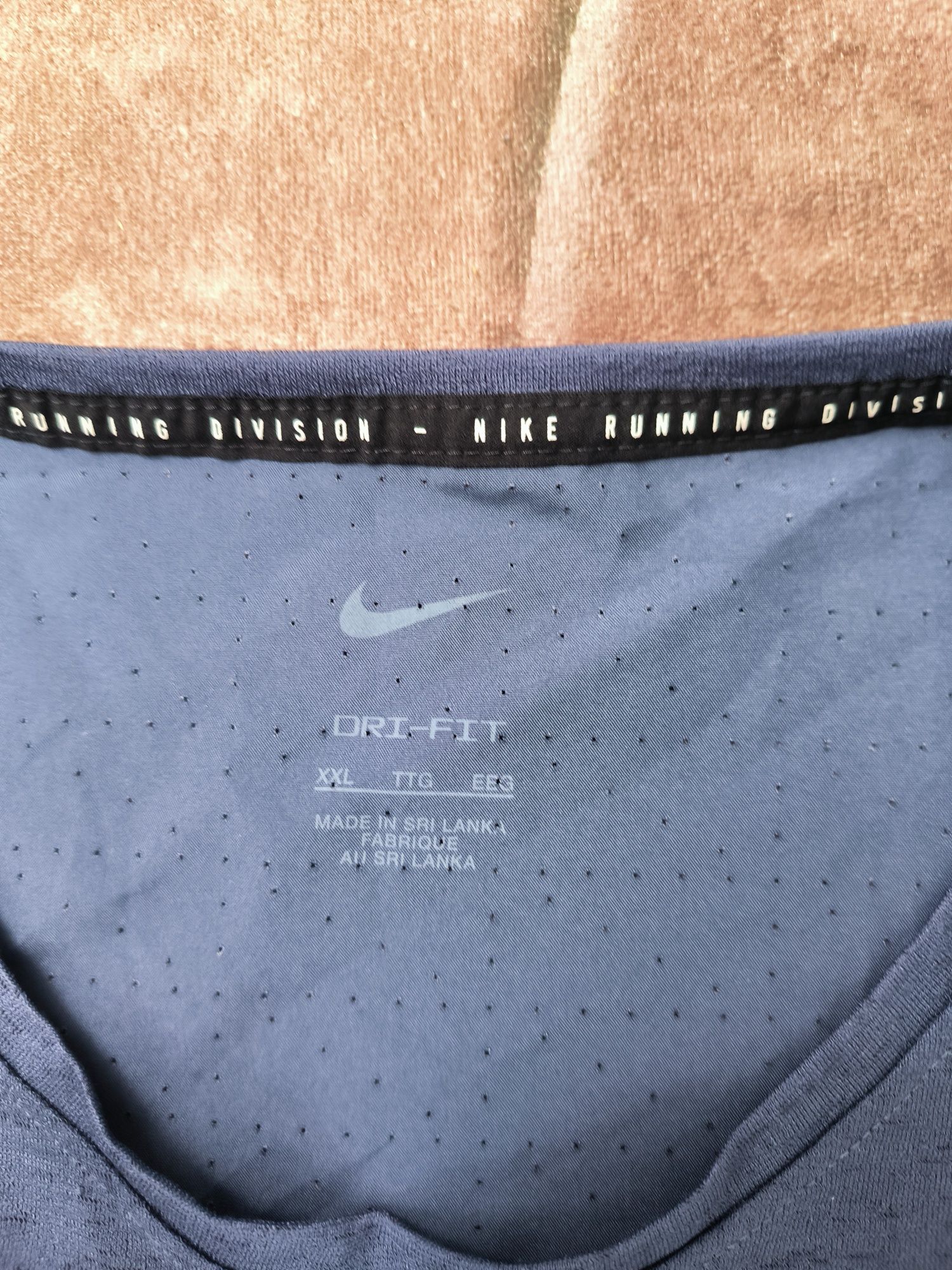 Nike DRI-FIT RUN Division тениска XXL