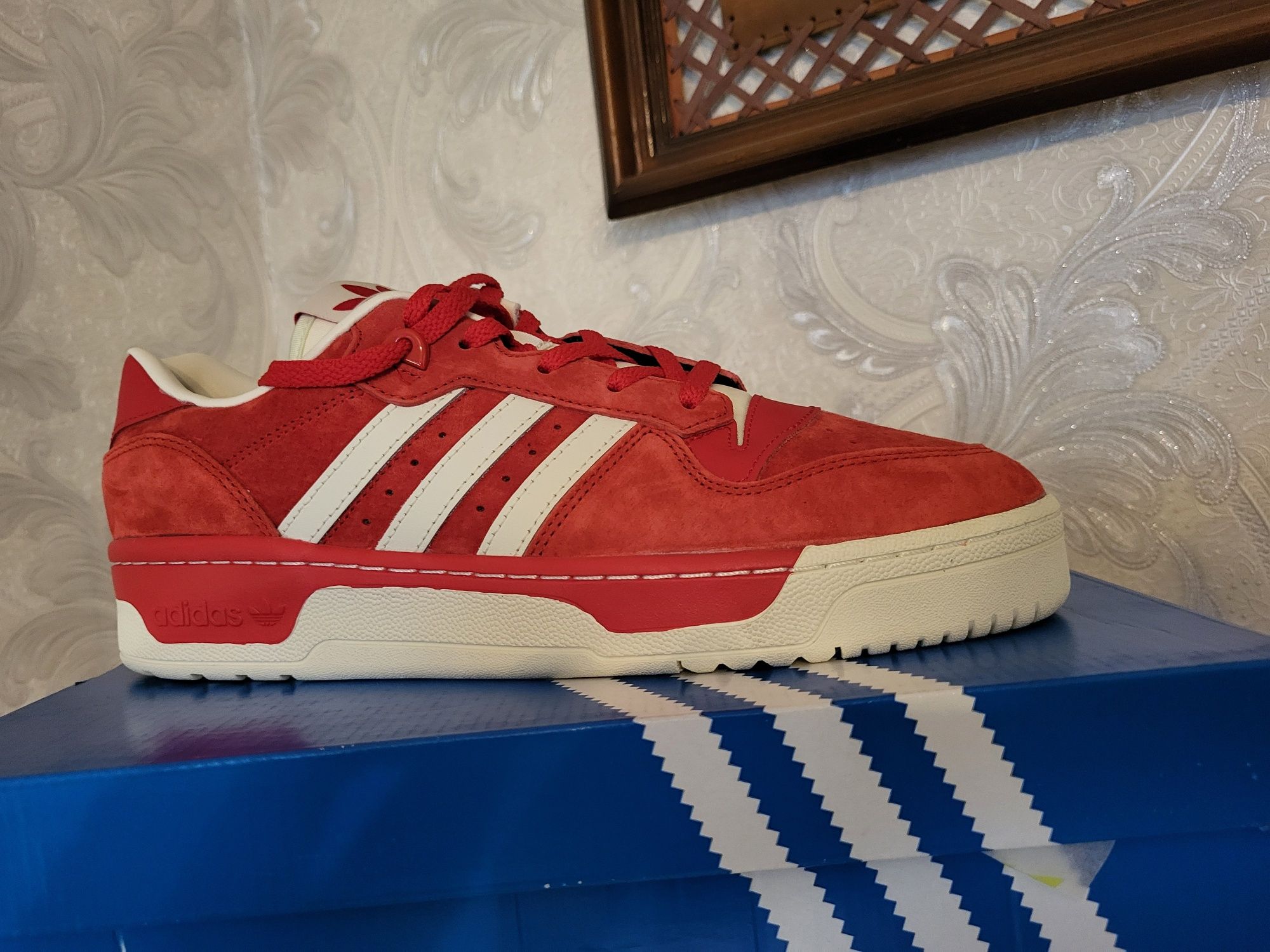 Кеды-кросовки  Adidas.