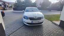 Skoda Fabia Mașina este pe societate și are TVA deductibil
