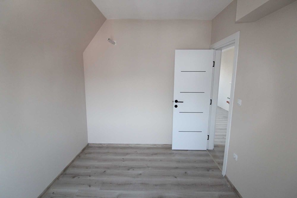 Продава се Двустаен апартамент в Пловдив, Кършияка - 60 кв.м за 2150 €/кв.м - Снимка #2