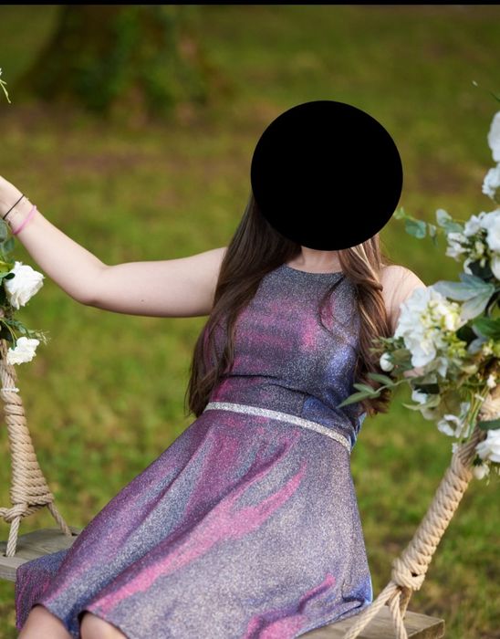 Rochie cocktail .