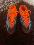 Ghete fotbal cu crampoane Adidas Messi și Adidas predator