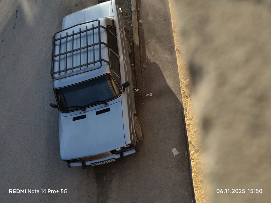 JIGULI VAZ (21_06).   1990