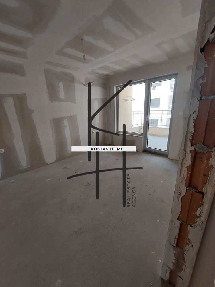 Продава се Тристаен апартамент в Варна, Спортна зала - 100 кв.м за 2270 €/кв.м - Снимка #7