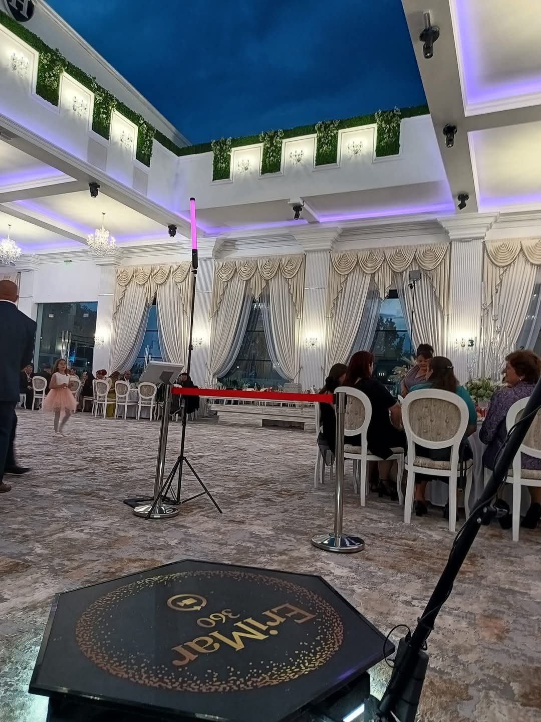 Cabina Oglinda, platforma 360