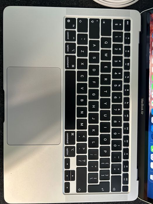 MacBook Air M1 256gb space grey