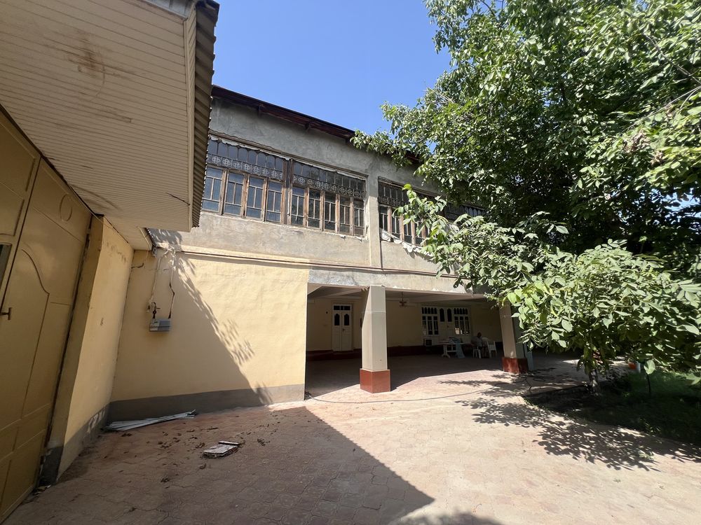 Продается дом 7 соток дешево в городе ( хазора)