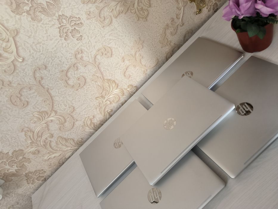 HP ProBook G8 16GB 512GB