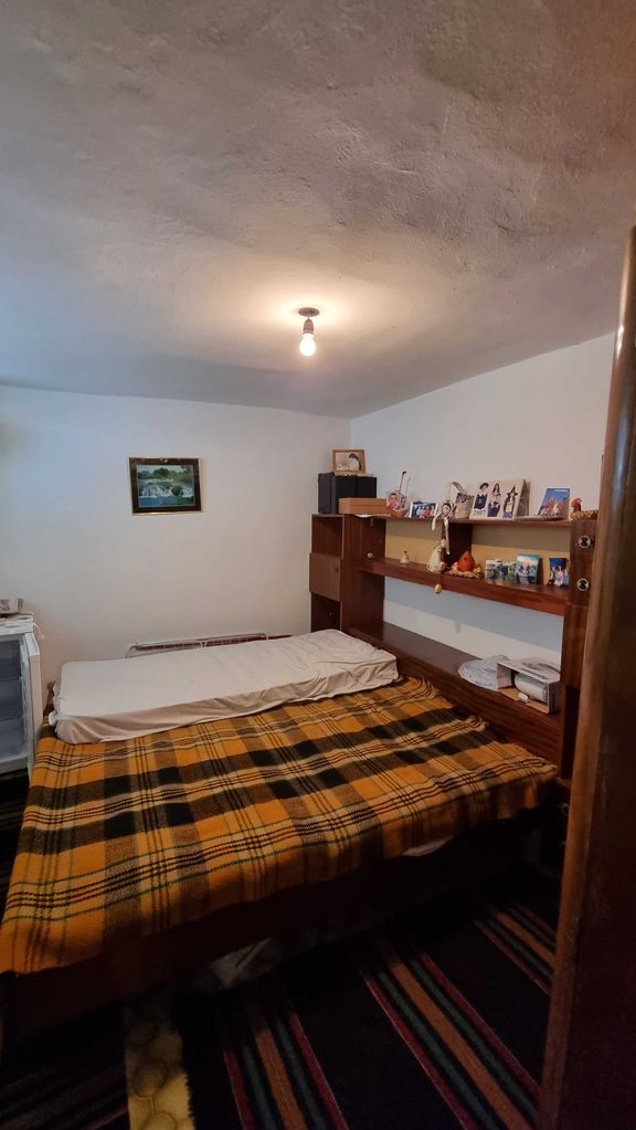 Продава се Къща в Разград, Промишлена зона - Запад - 40 кв.м за 1084 €/кв.м - Снимка #1