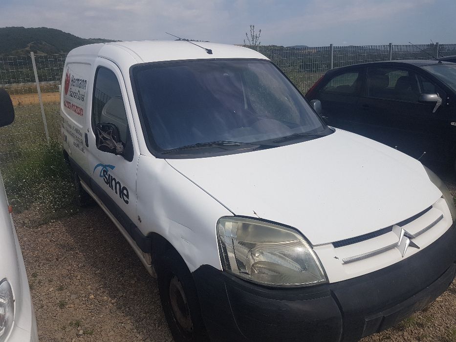 Citroen Berlingo -2.0hdi/90к.с./2005г-на части