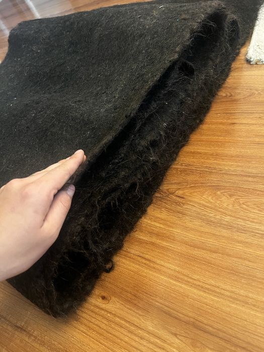 Material pentru suman din lana