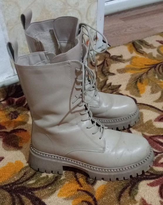Продам зимние сапоги