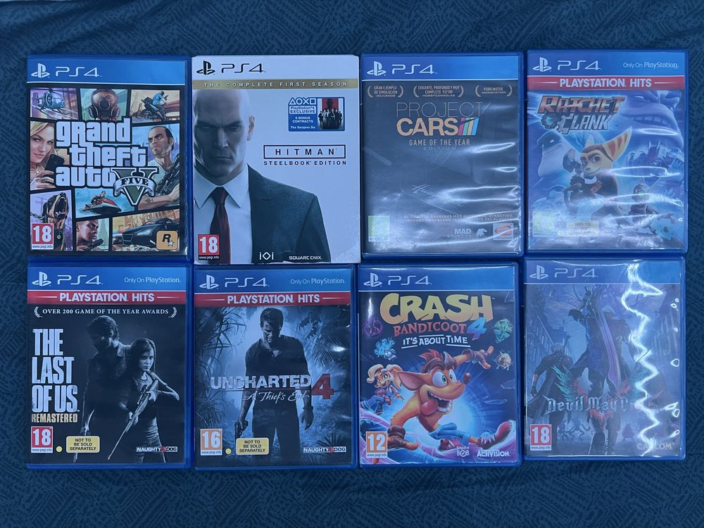 PS4 Slim с 8 игри и джойстик