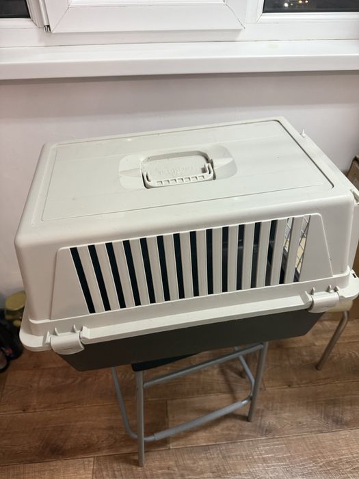 Продам переноску для собак