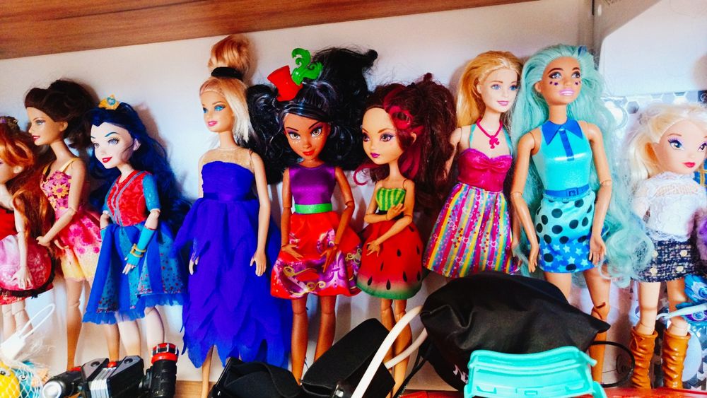 Păpuși diverse,minim 5buc