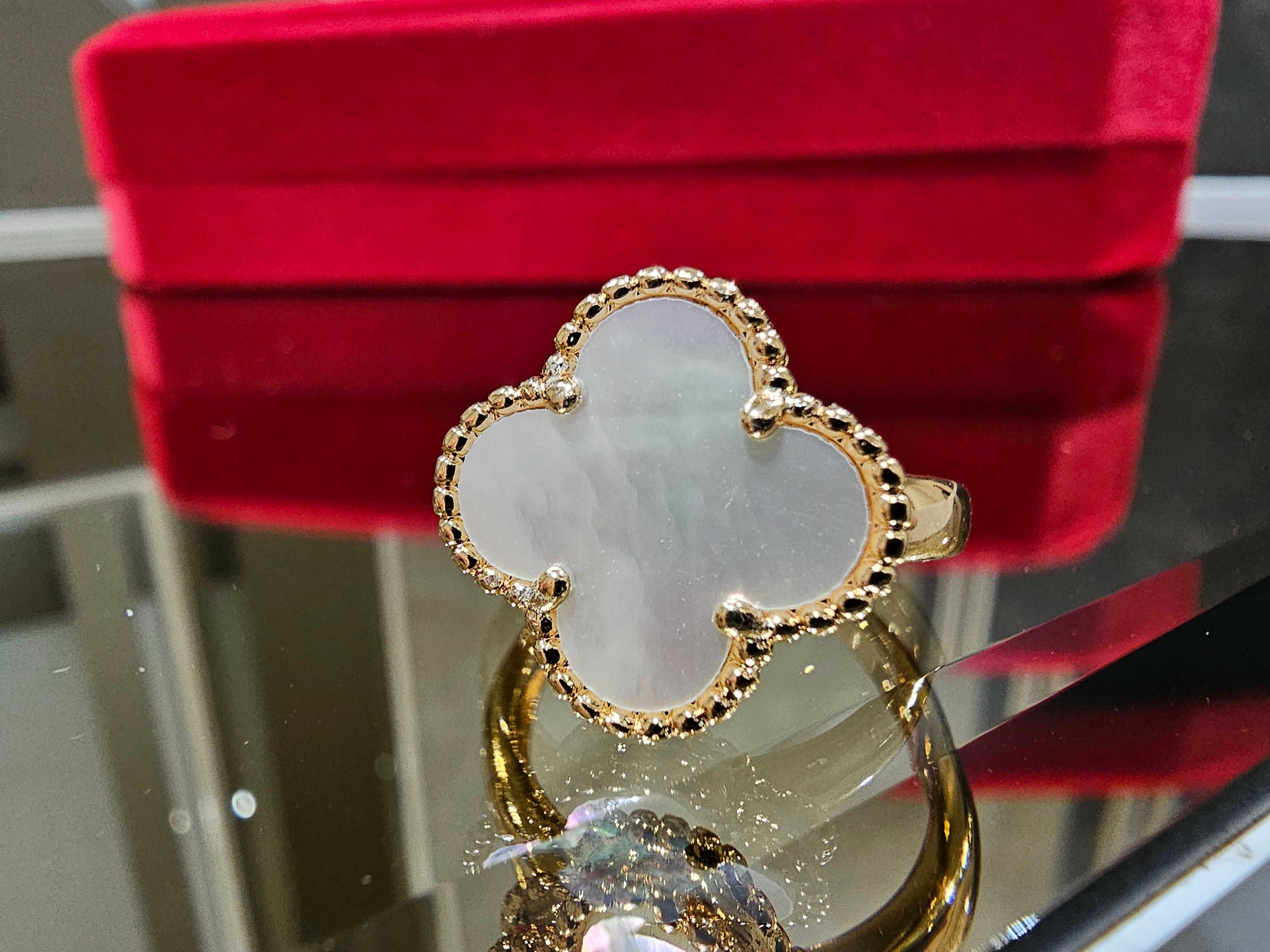 Van Cleef & Arpels VCA Rose Mother Alhambra Clover Дамски Пръстен