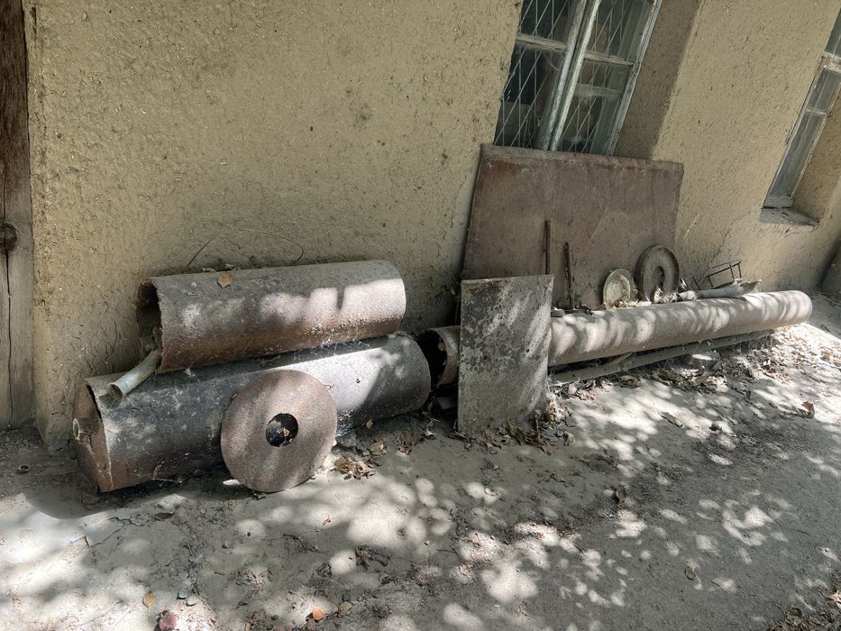 Продаётся метолические трубы. разных диаметров и разной длины