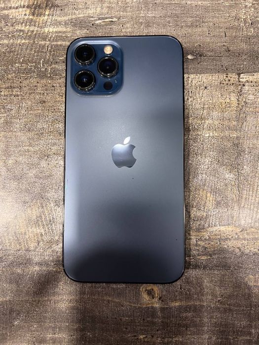 продам iphone 12 pro max
